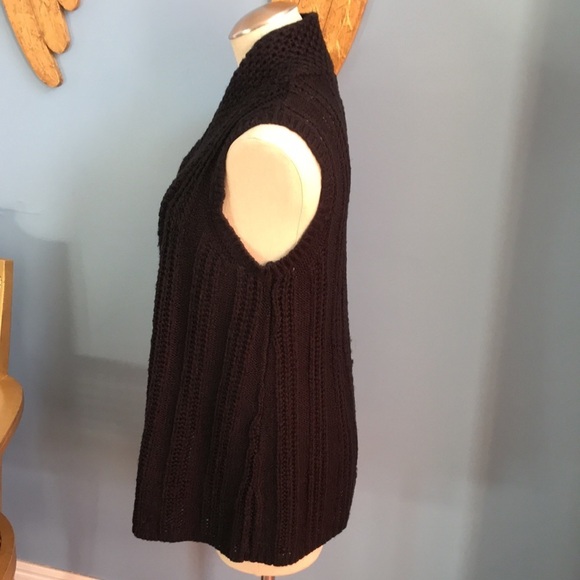 Chico’s black cable knit vest size 0 - Picture 3 of 9